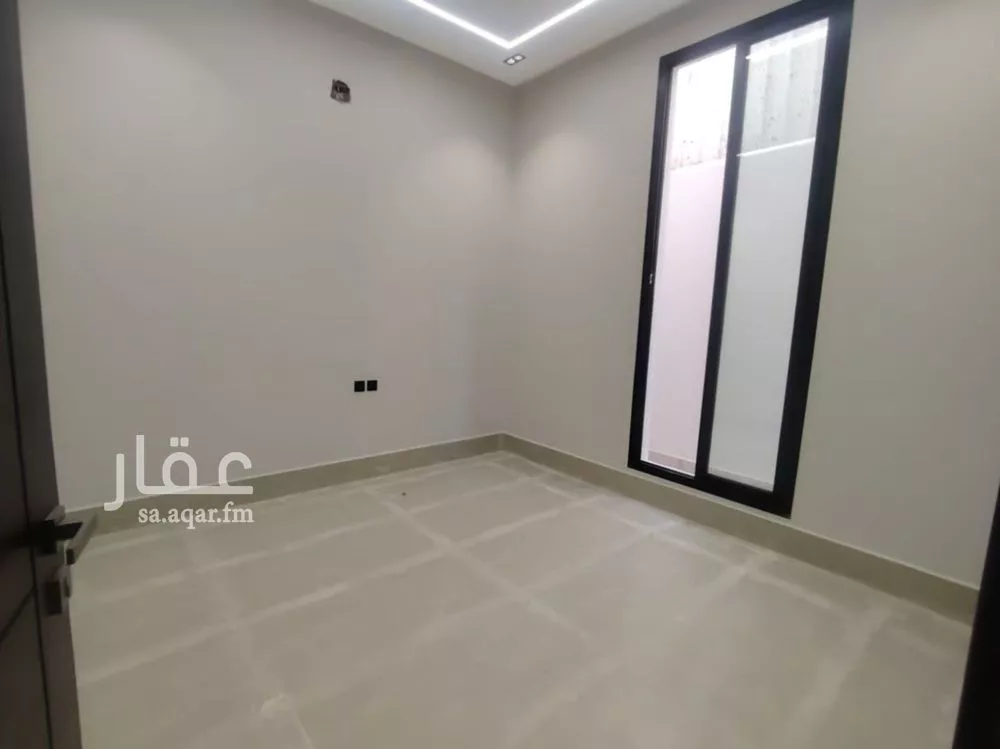 فيلا 5 غرف في العريجاء الغربية 10