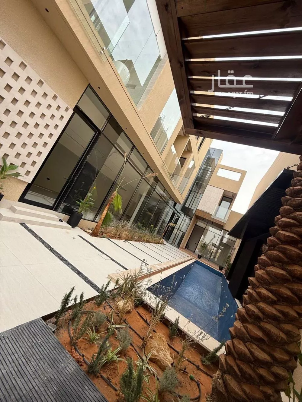 6 bedroom villa in Al Mahdiyyah 3