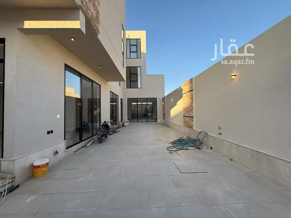 6 bedroom villa in Al Mahdiyyah 4