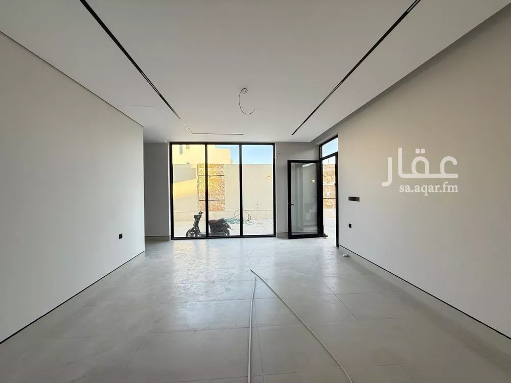 6 bedroom villa in Al Mahdiyyah 6