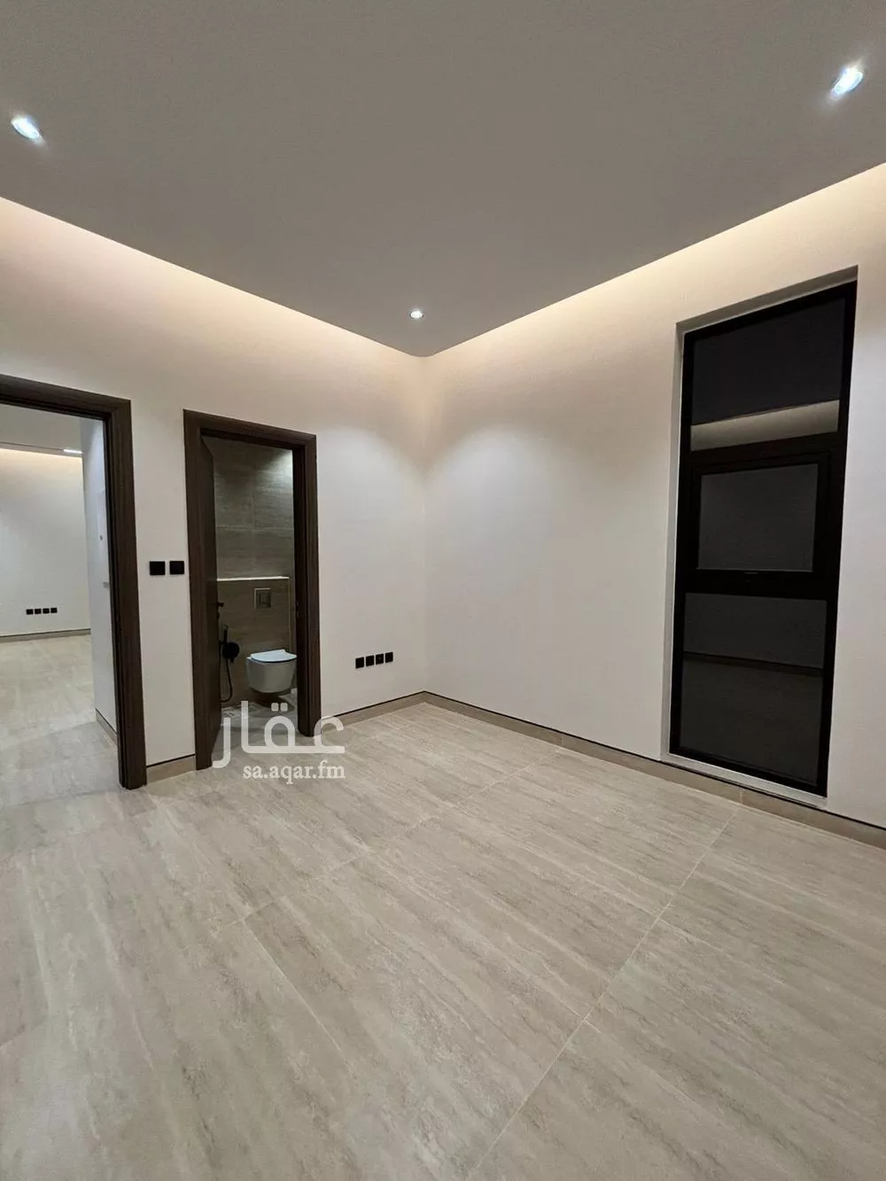 6 bedroom villa in Al Mahdiyyah 7