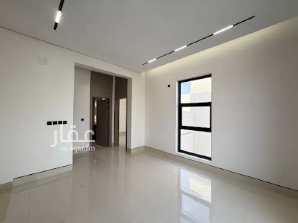 5 bedroom villa in Al Mahdiyyah 4