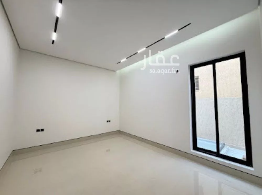 5 bedroom villa in Al Mahdiyyah 9