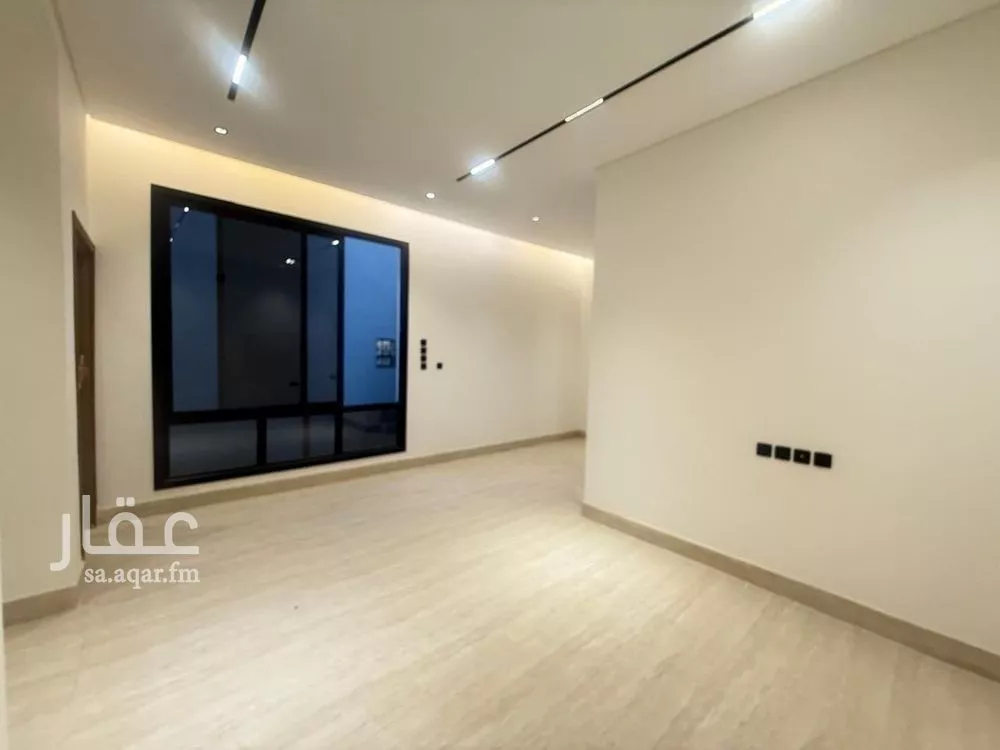 5 bedroom villa in Al Mahdiyyah 7