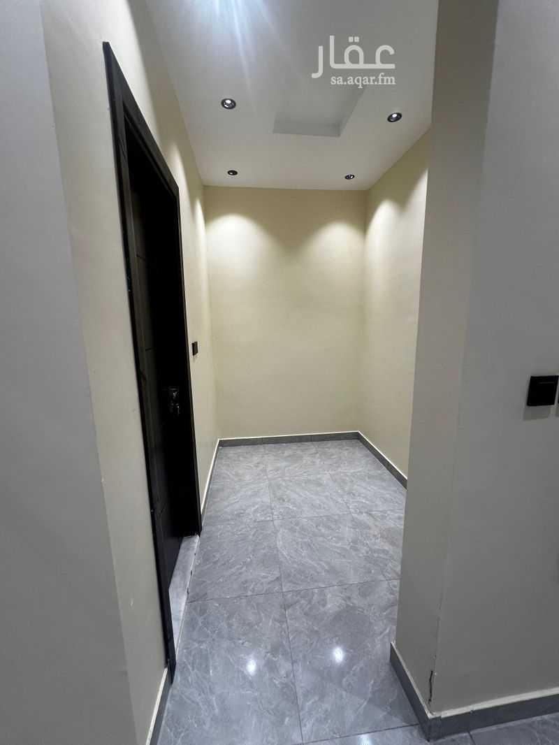 3 bedroom apartment in Al Zahra, Jeddah 13