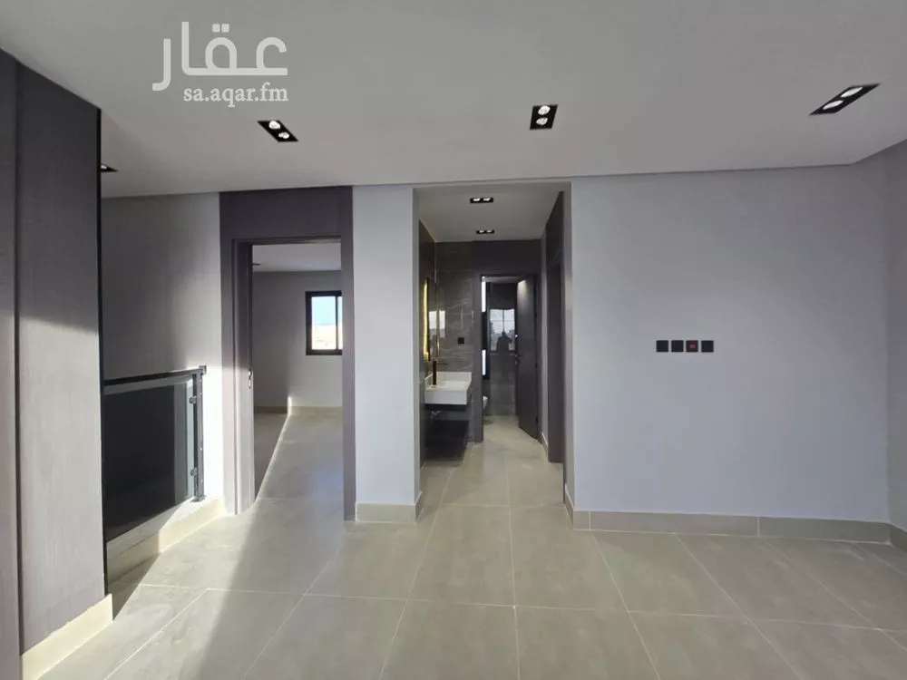 5 bedroom villa in Tuwaiq 18