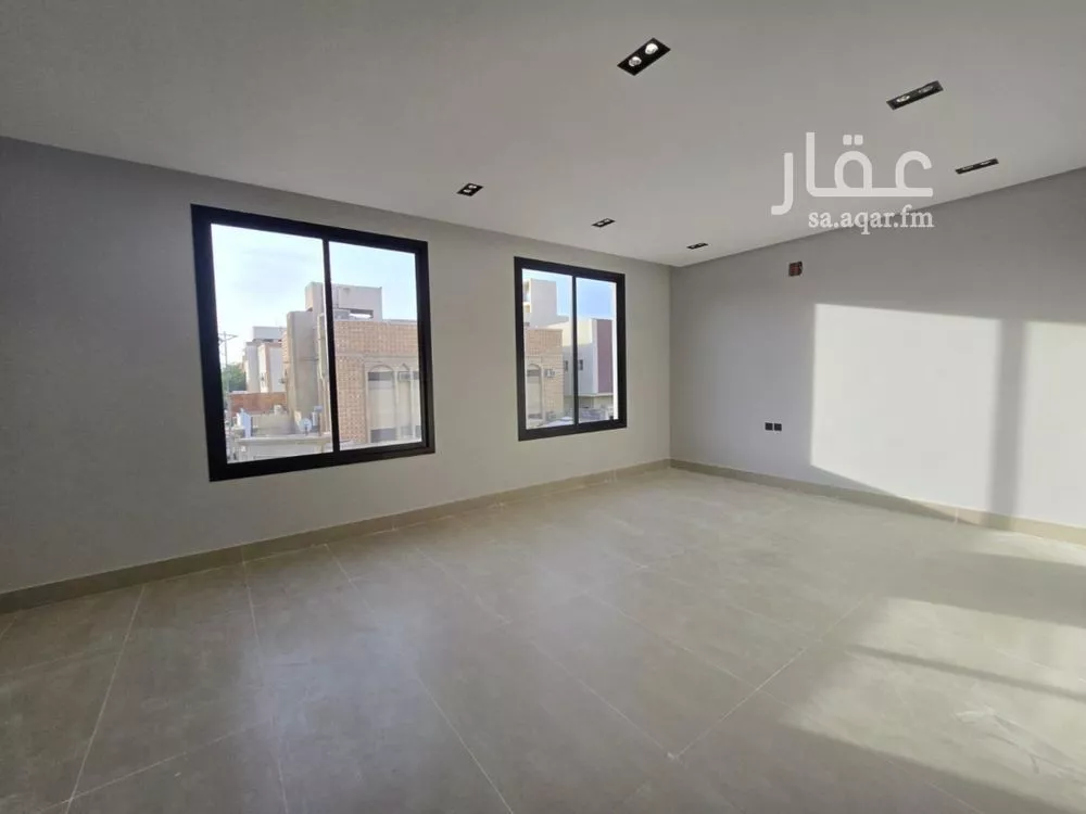 5 bedroom villa in Tuwaiq 19