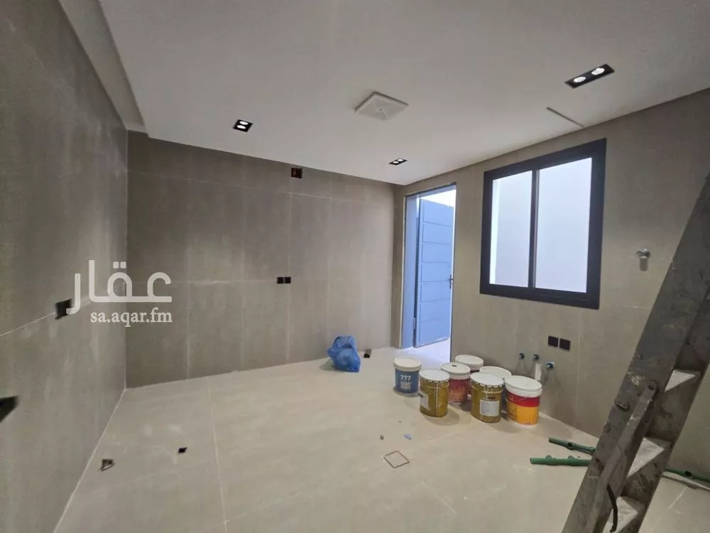 5 bedroom villa in Tuwaiq 9