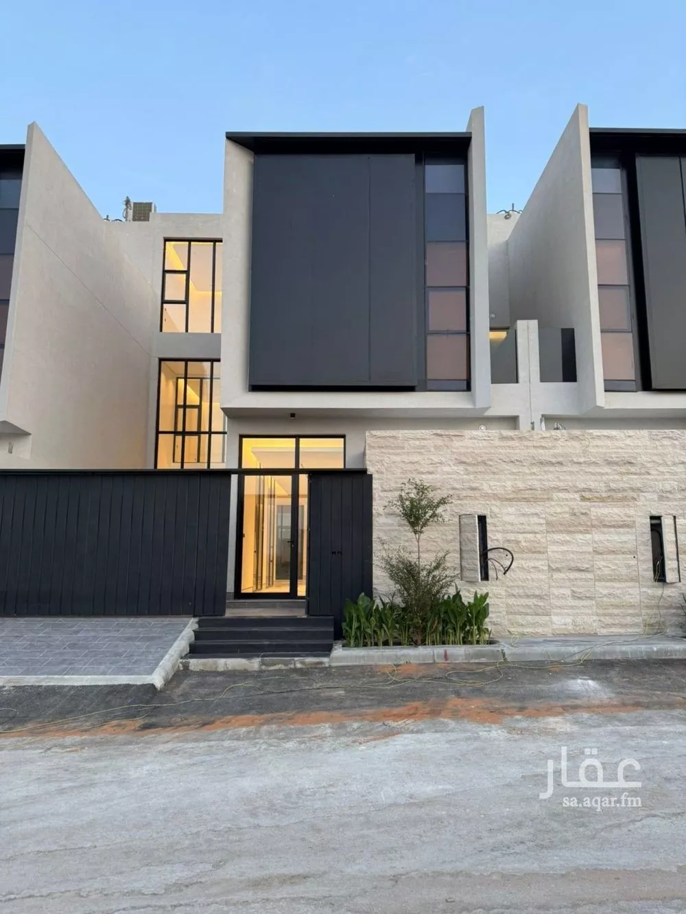 5 bedroom villa in Al Narjis 3