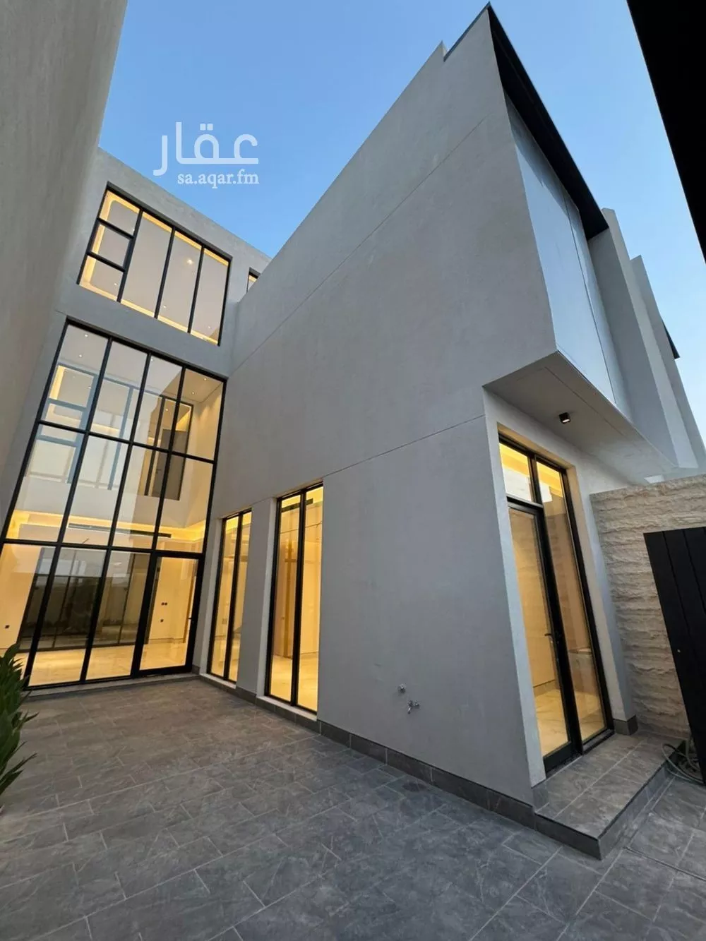 5 bedroom villa in Al Narjis 6