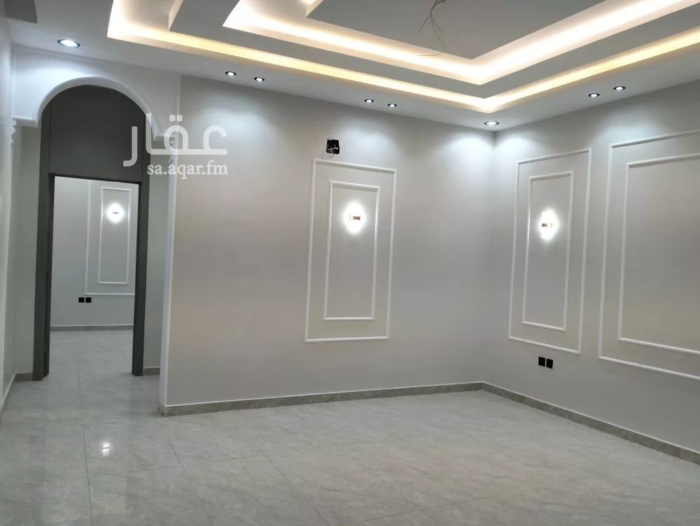 فيلا 5 غرف في عكاظ 12