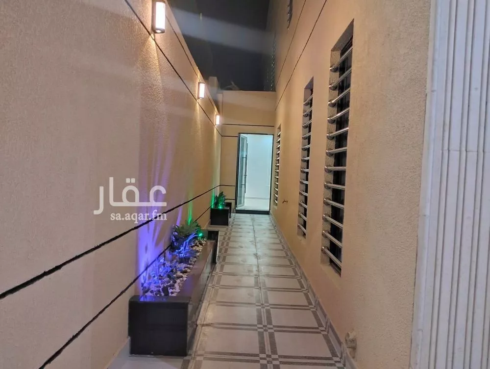 فيلا 5 غرف في عكاظ 6