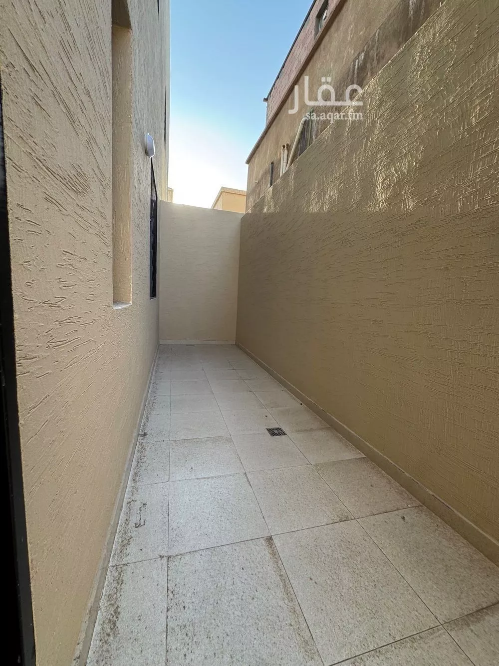 6 bedroom villa in Al Zahrah 12