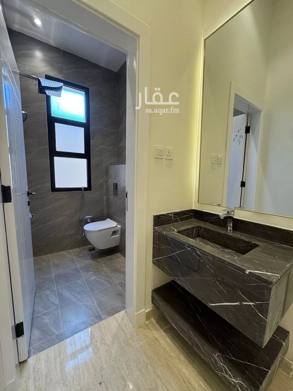 6 bedroom villa in Al Zahrah 14