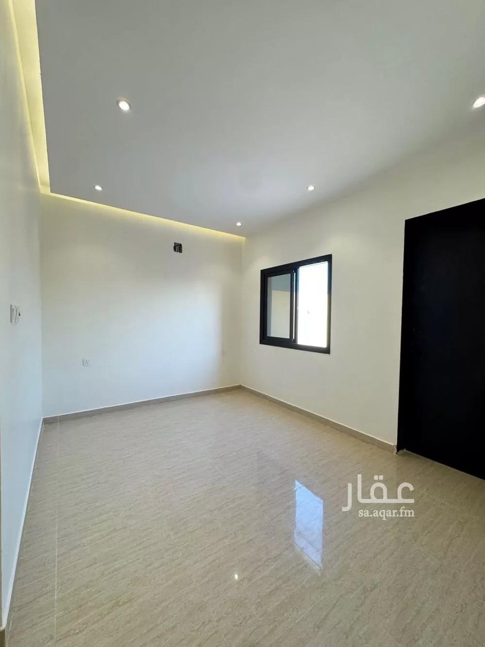 6 bedroom villa in Al Zahrah 24