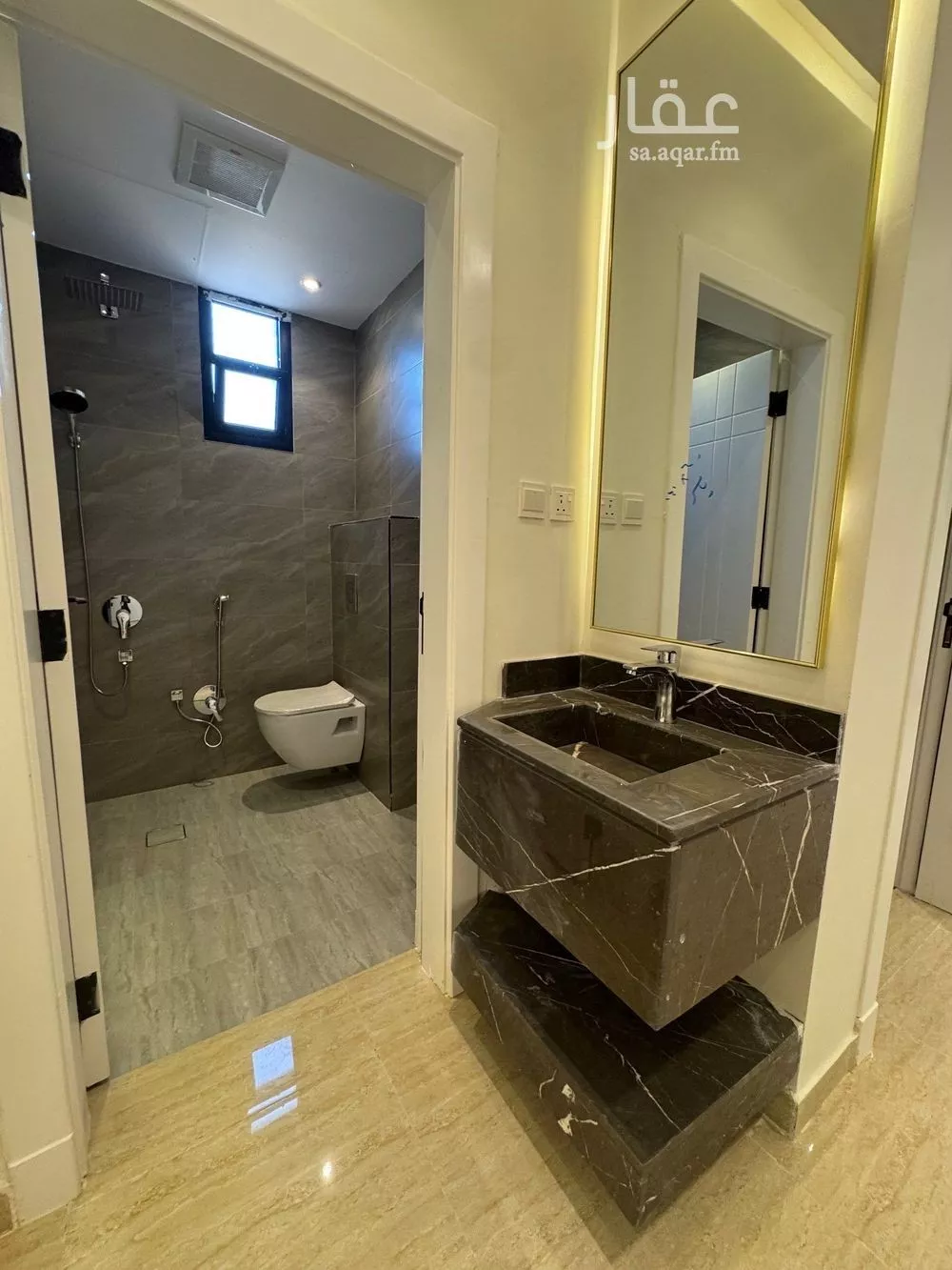 6 bedroom villa in Al Zahrah 26