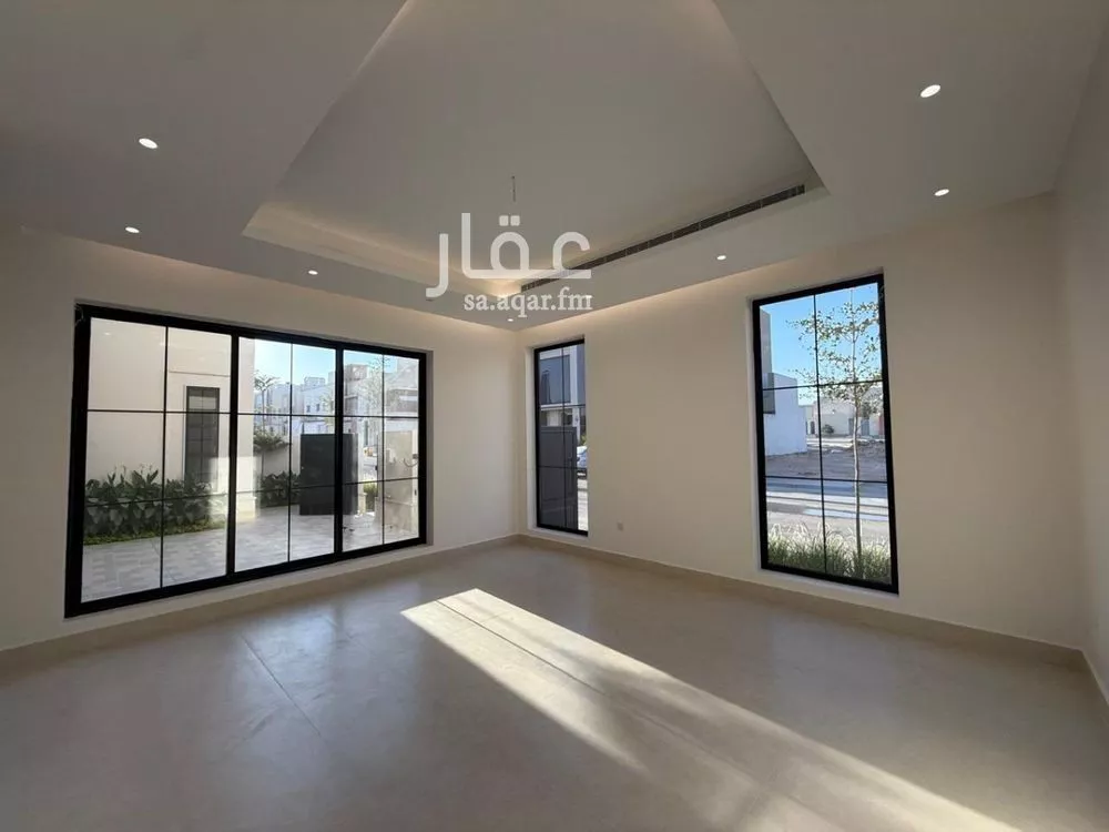 6 bedroom villa in Al Mahdiyyah 4