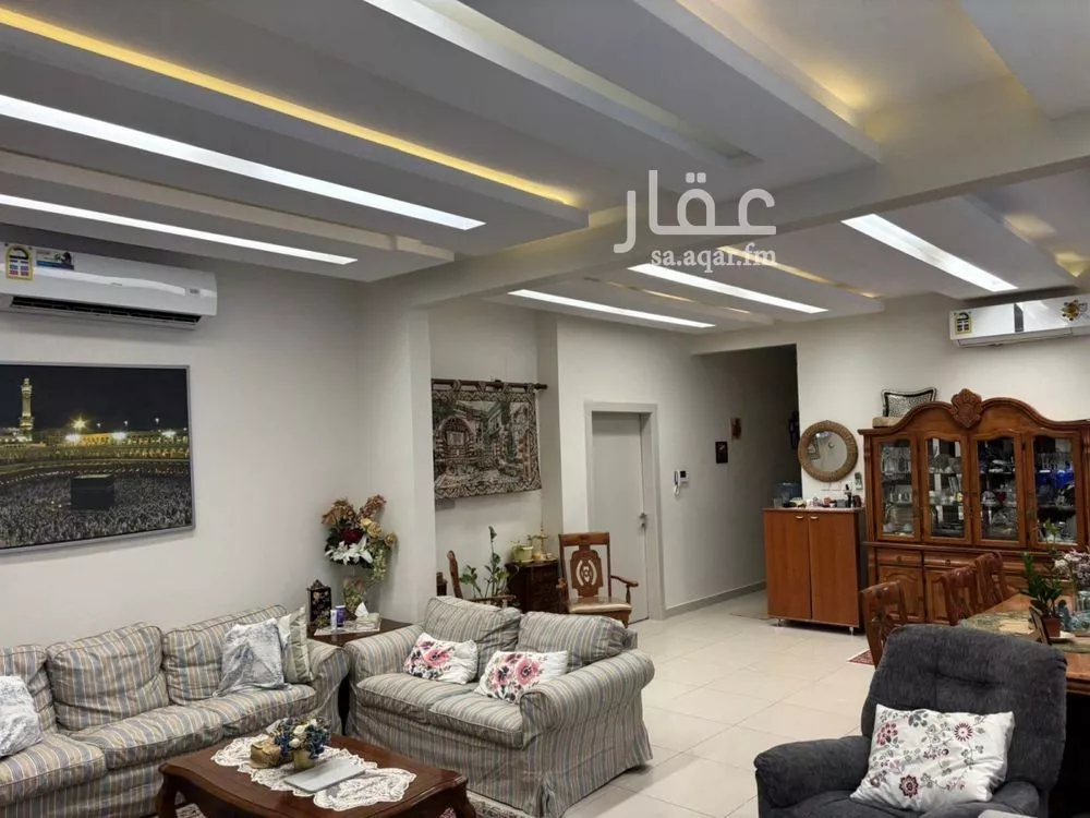 فيلا 10 غرف في الوادي 2