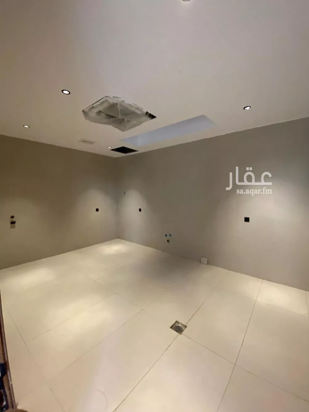 5 bedroom villa in Al Mahdiyyah 4