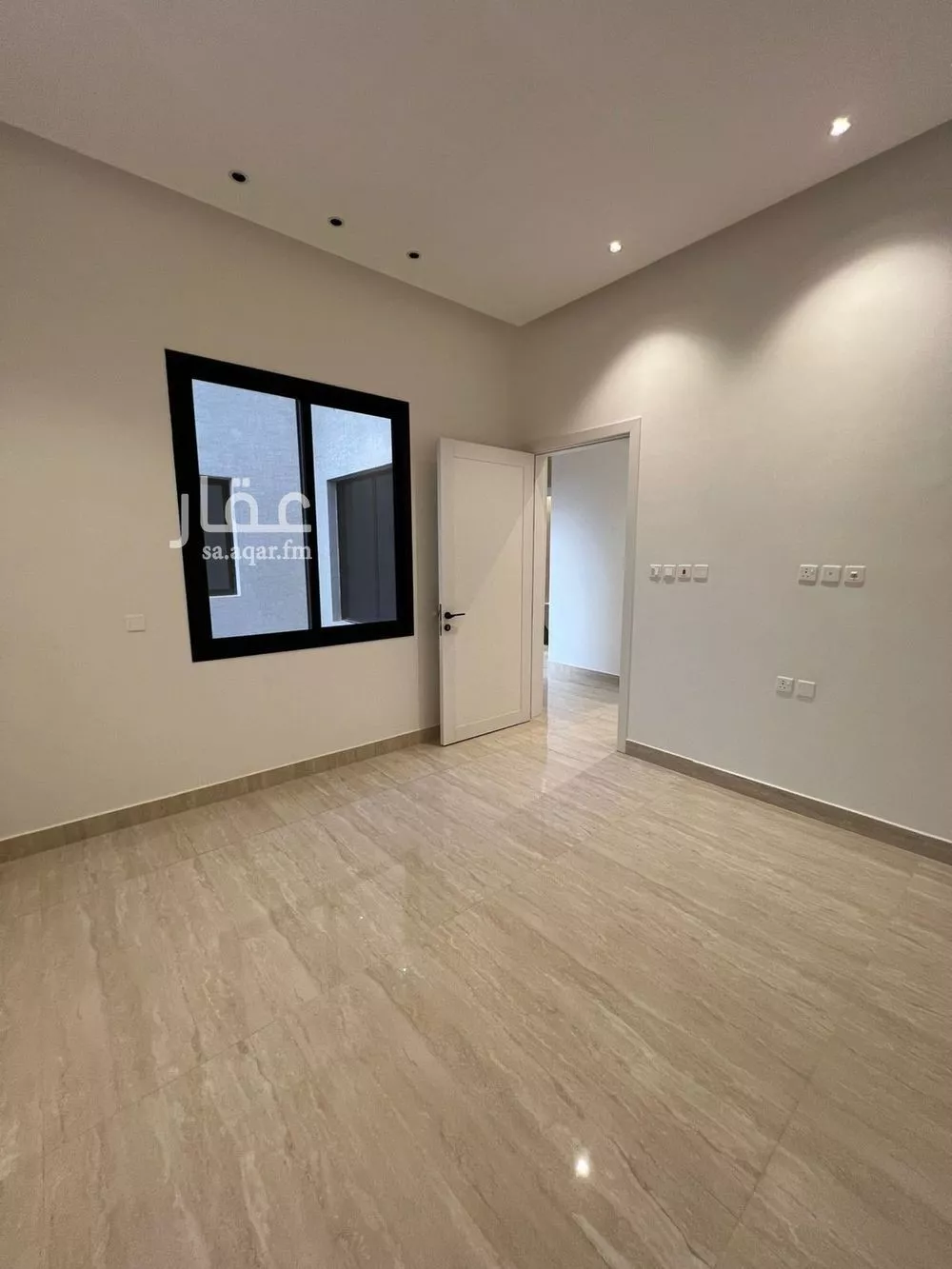 5 bedroom villa in Al Mahdiyyah 14