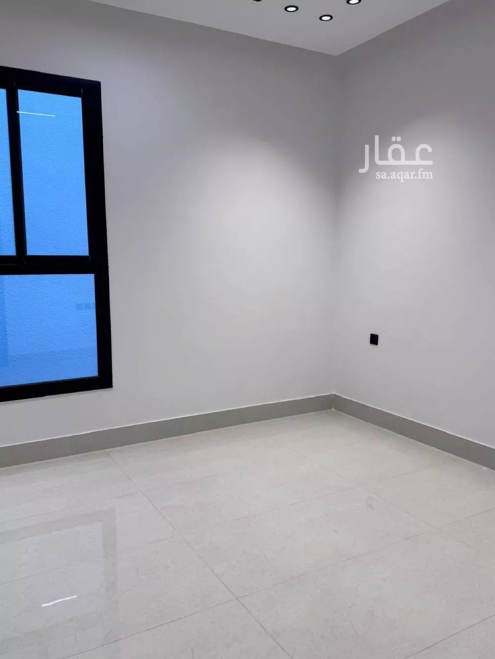 فيلا 4 غرف في المهدية 8