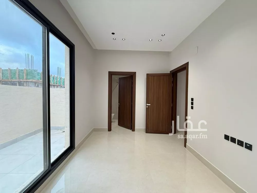 6 bedroom villa in Al Mahdiyyah 18