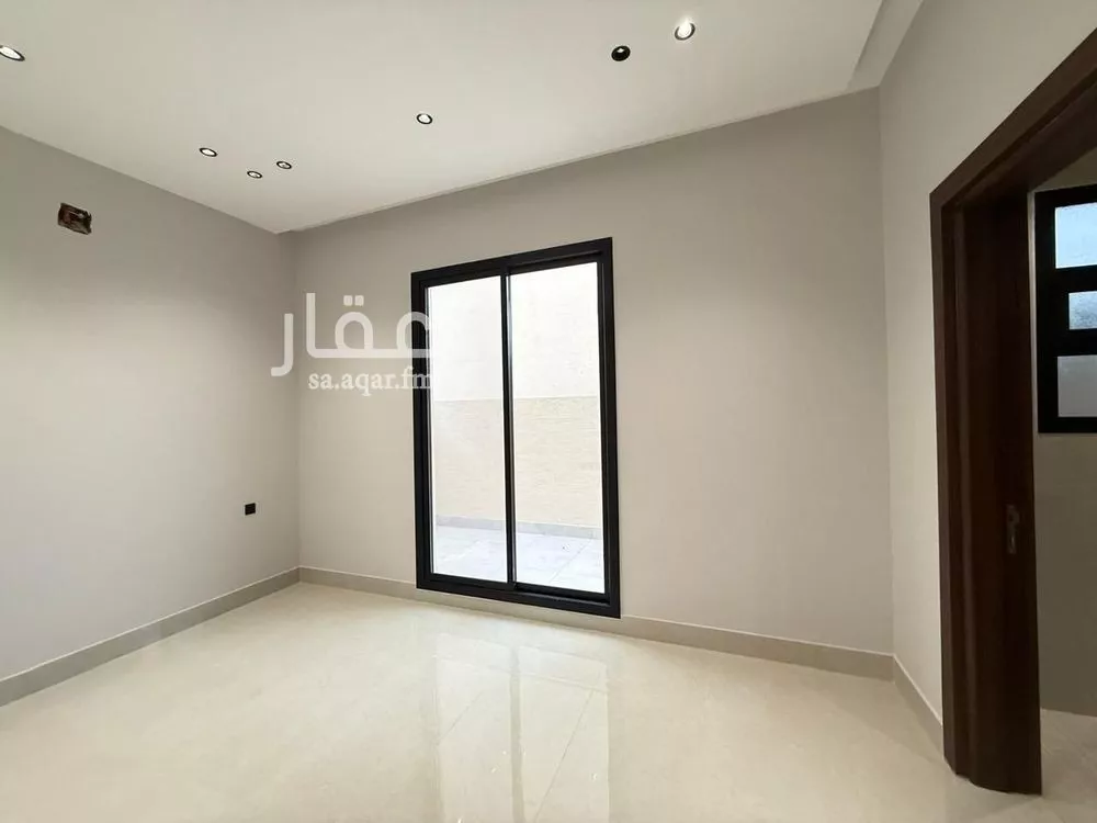 6 bedroom villa in Al Mahdiyyah 21