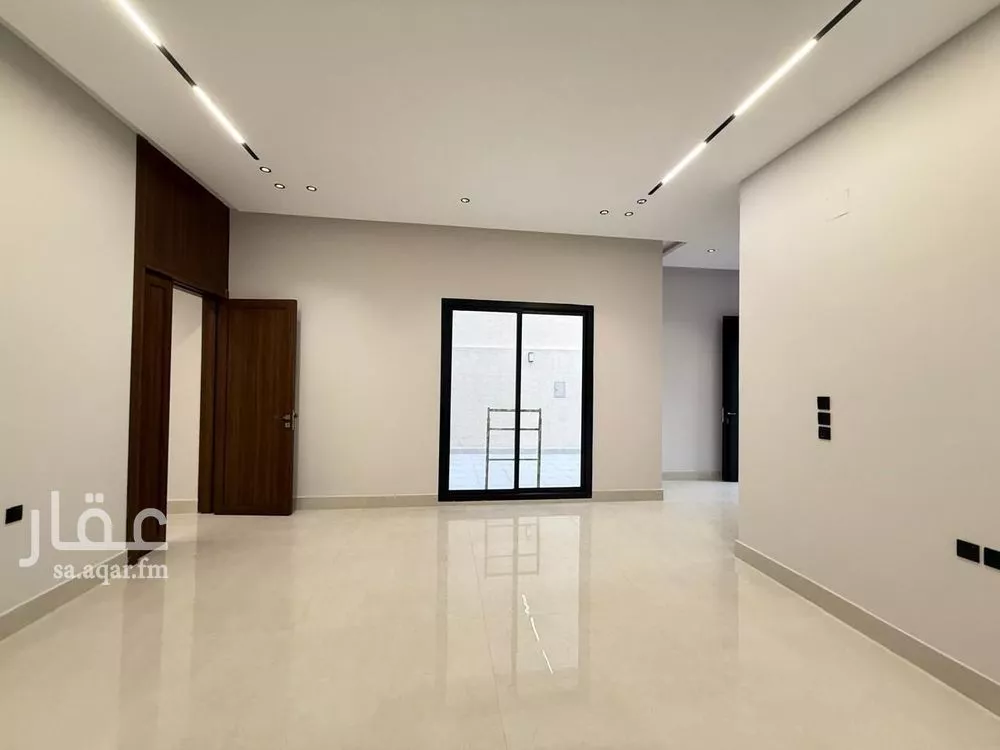 6 bedroom villa in Al Mahdiyyah 6