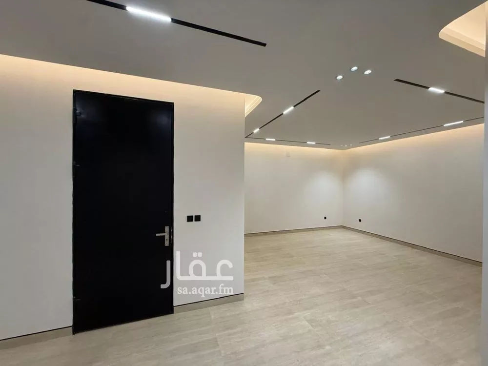 6 bedroom villa in Al Mahdiyyah 13