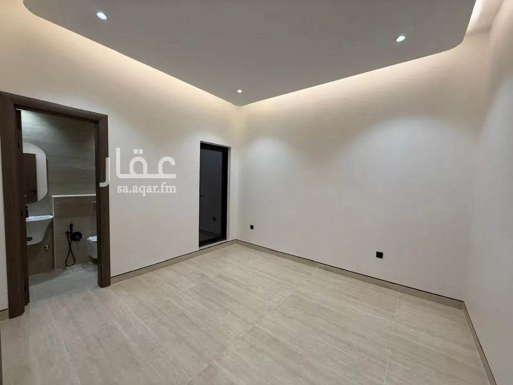6 bedroom villa in Al Mahdiyyah 14