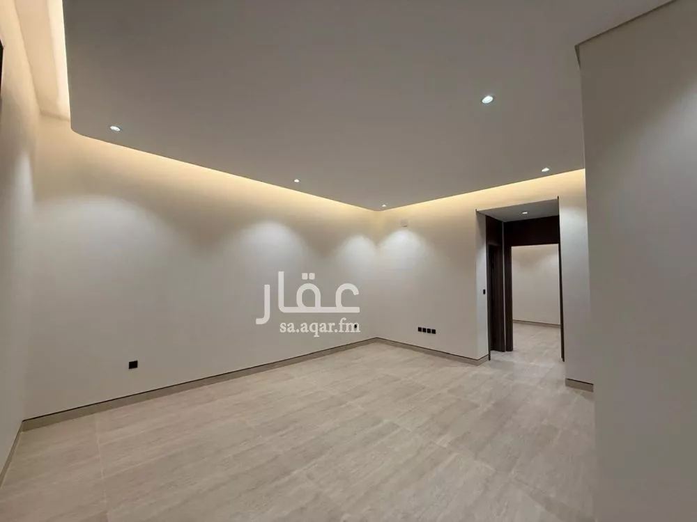 6 bedroom villa in Al Mahdiyyah 18