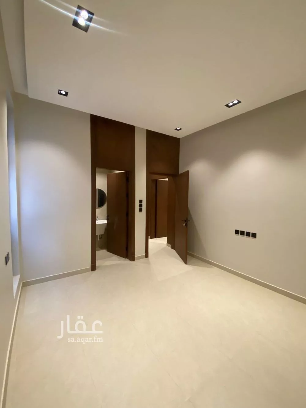 4 bedroom villa in Al Mahdiyyah 15