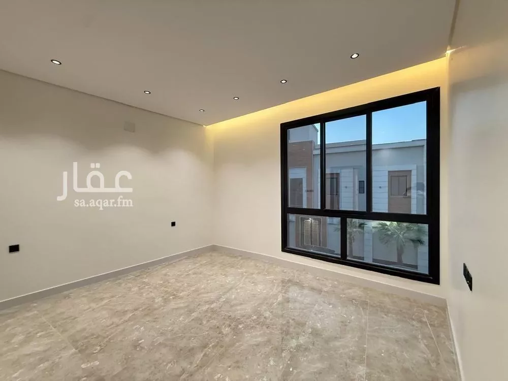 5 bedroom villa in Al Mahdiyyah 5