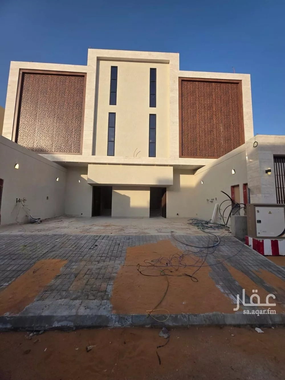 5 bedroom villa in Tuwaiq 2