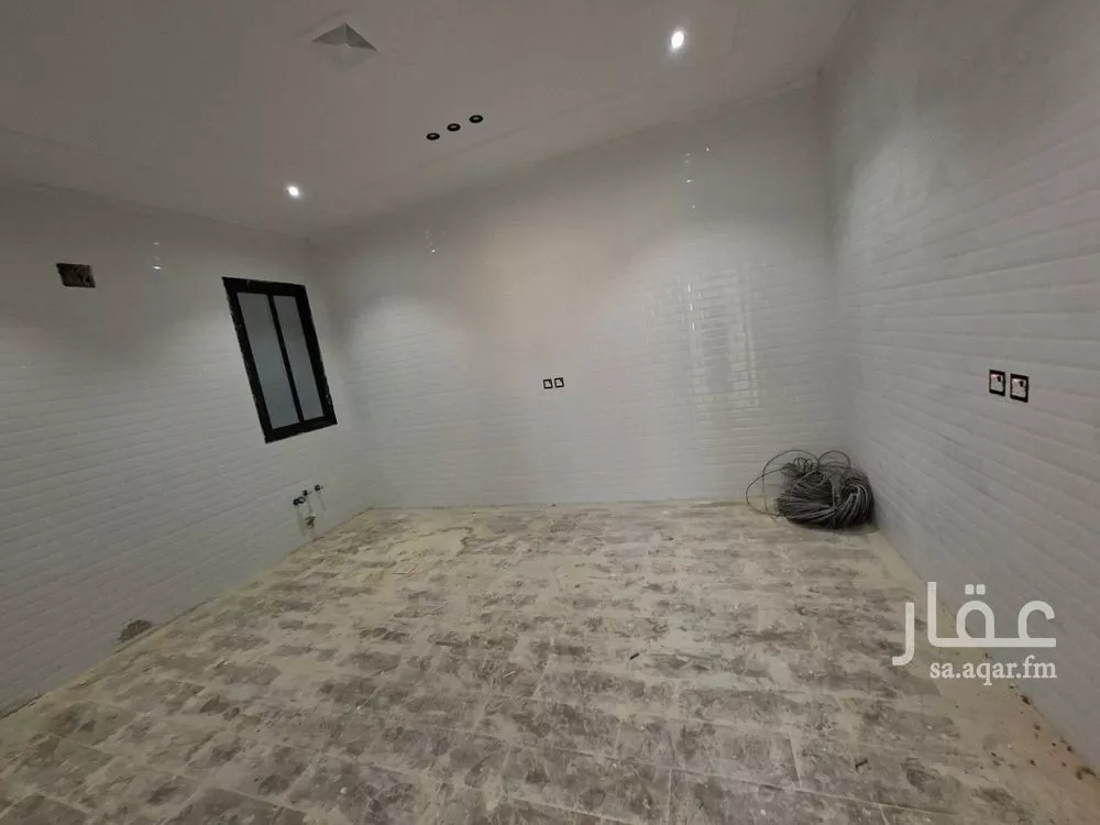 5 bedroom villa in Tuwaiq 4