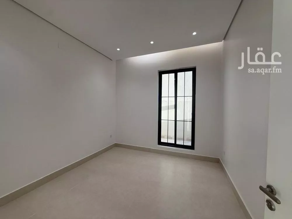 5 bedroom villa in Al Mahdiyyah 16