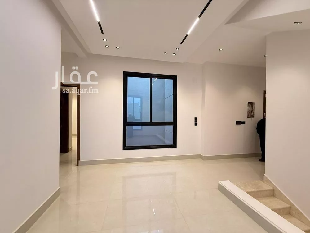 6 bedroom villa in Al Mahdiyyah 26