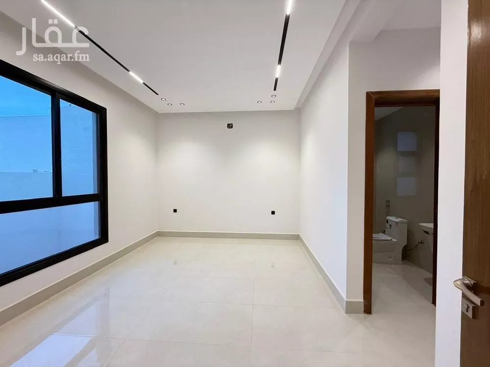 6 bedroom villa in Al Mahdiyyah 31