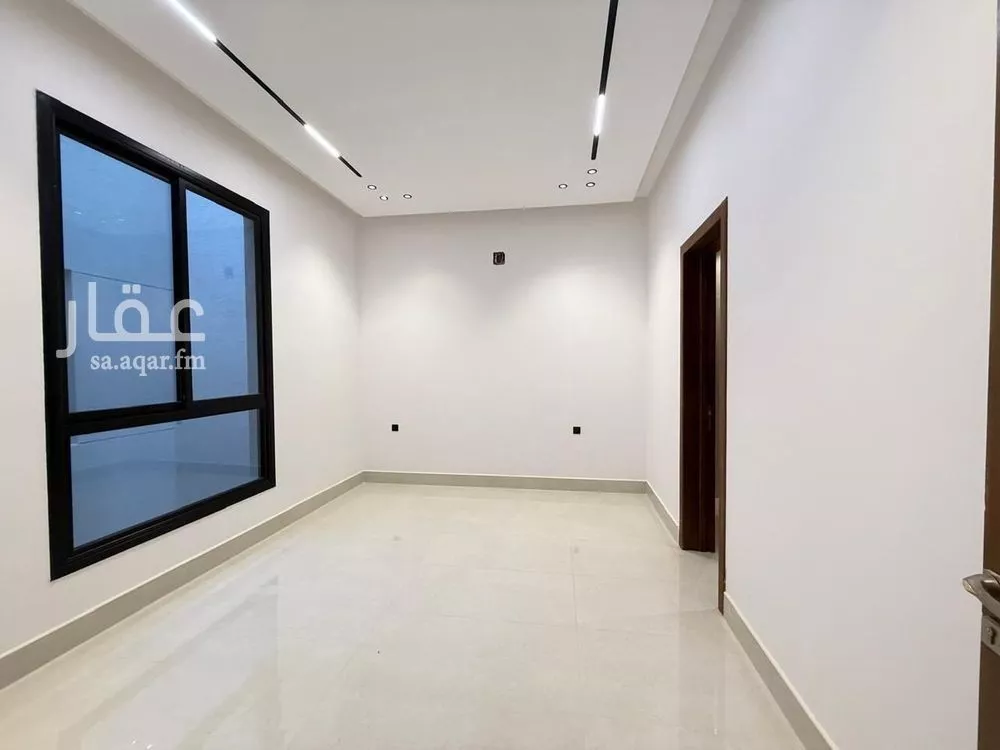 6 bedroom villa in Al Mahdiyyah 10