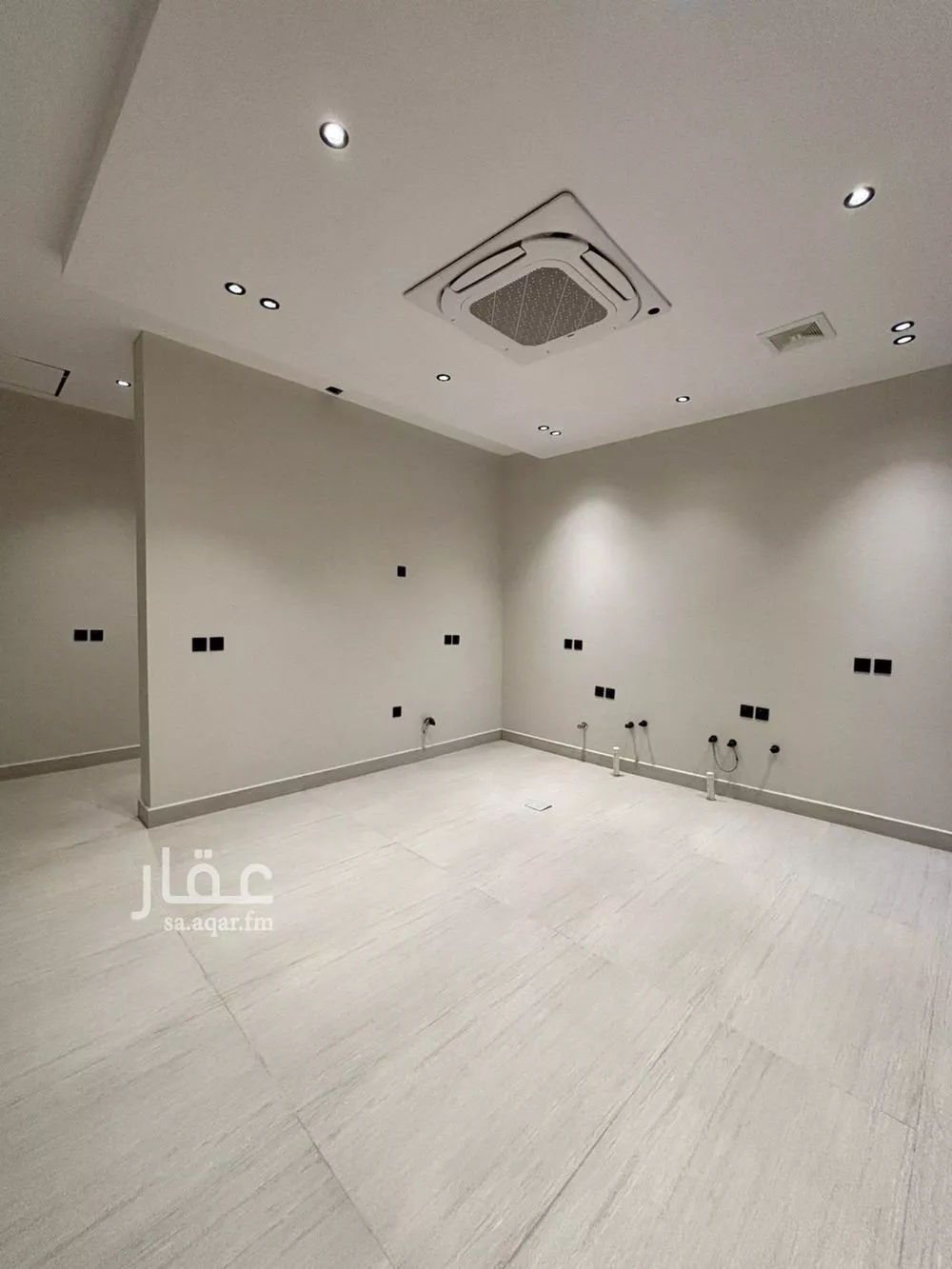 5 bedroom villa in Al Mahdiyyah 20