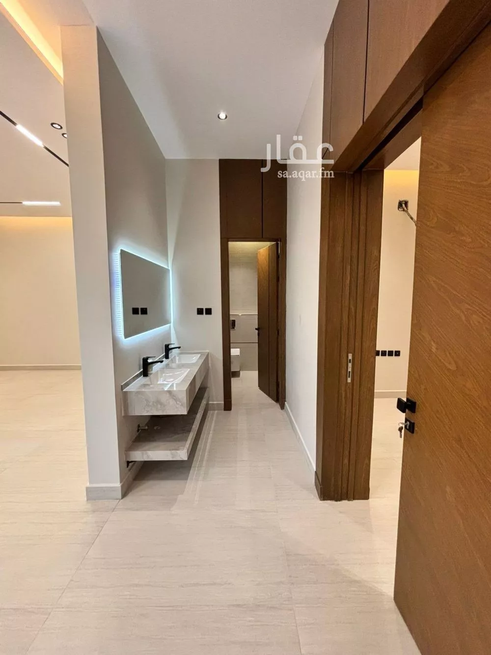 5 bedroom villa in Al Mahdiyyah 28