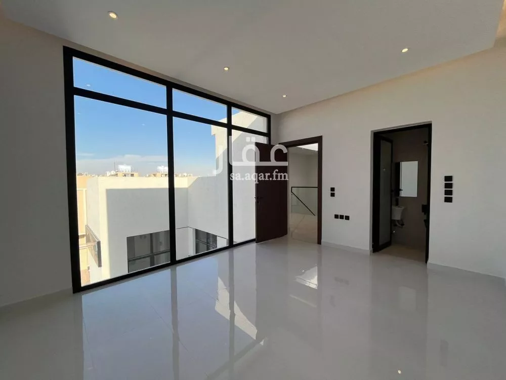 6 bedroom villa in Al Mahdiyyah 15