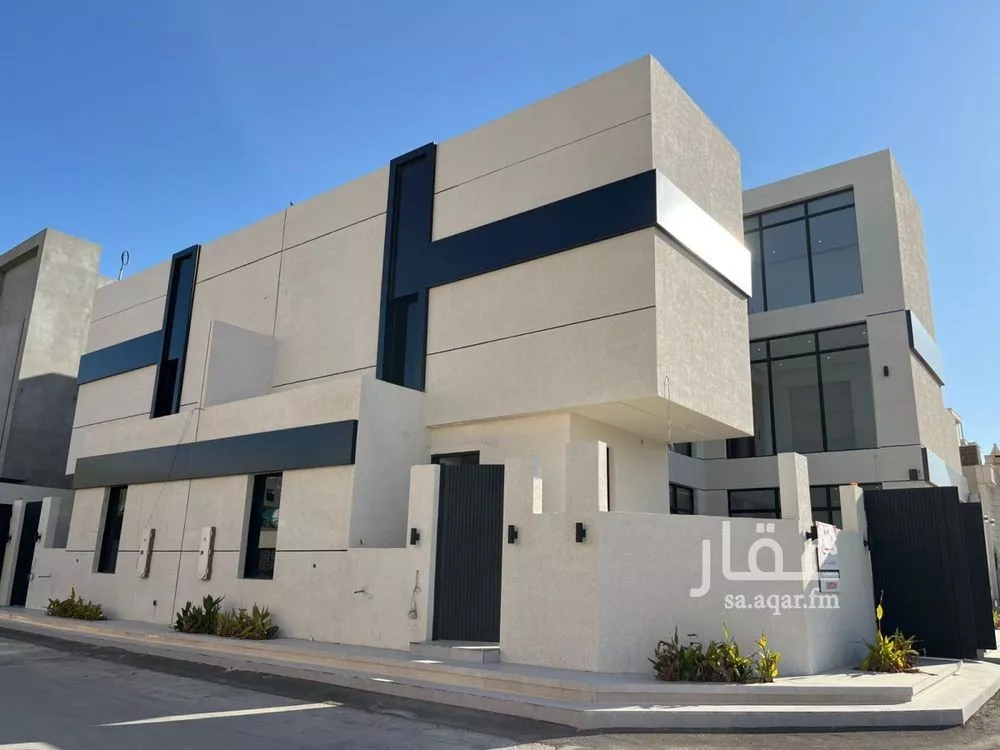 6 bedroom villa in Al Mahdiyyah 3