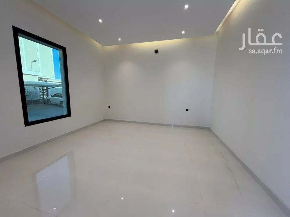 6 bedroom villa in Al Mahdiyyah 8
