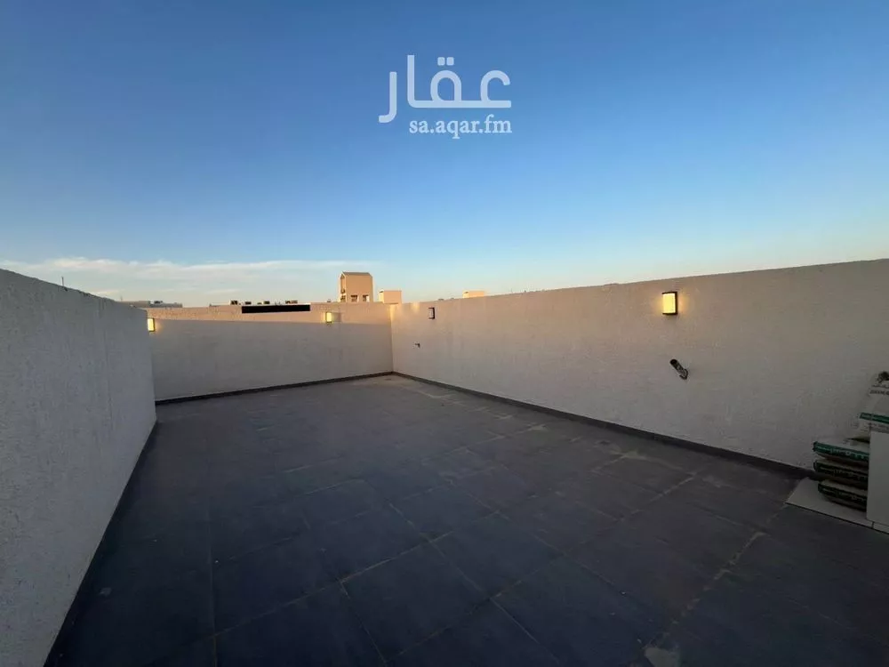 فيلا 5 غرف في المهدية 23