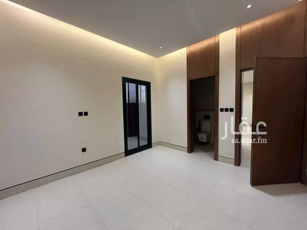 6 bedroom villa in Al Mahdiyyah 22