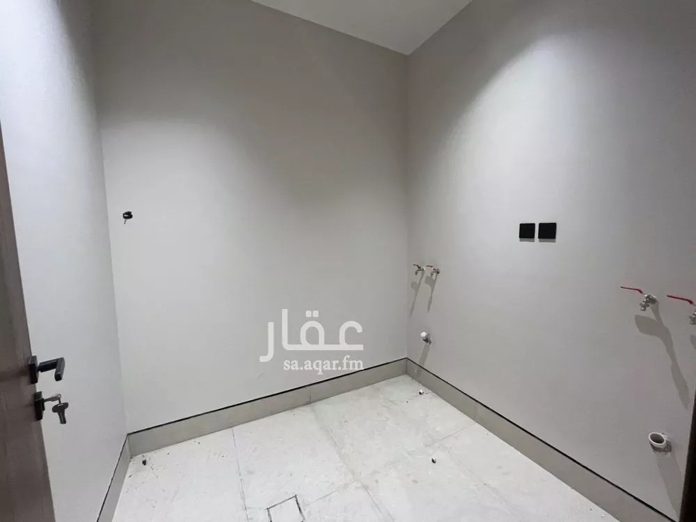 6 bedroom villa in Al Mahdiyyah 23