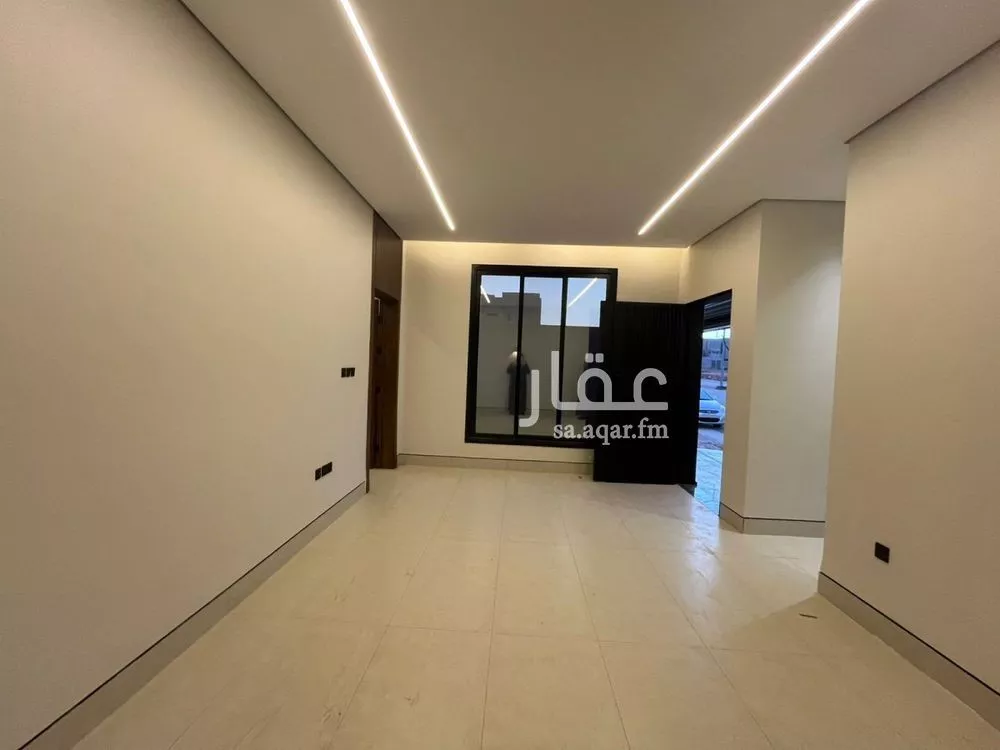 6 bedroom villa in Al Mahdiyyah 10