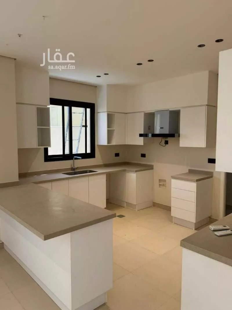 فيلا 5 غرف في سدرة 20