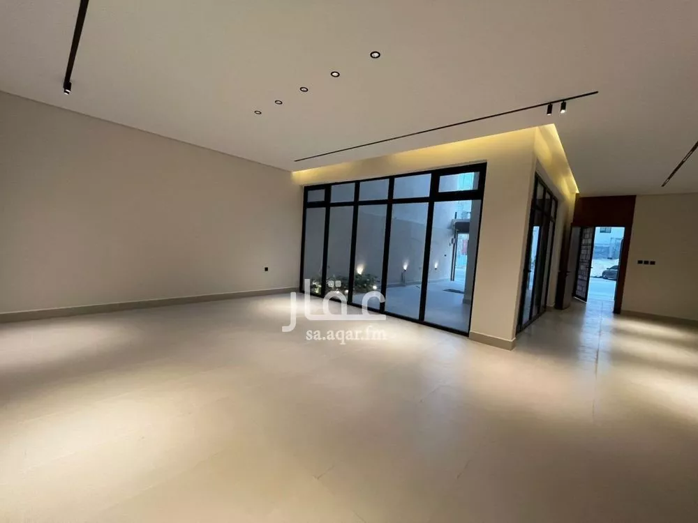 3 bedroom villa in Al Mahdiyyah 14